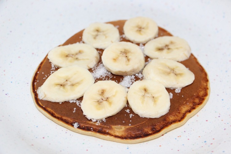 Pancake Recipe - Pancakes with Bananas and Chocolate