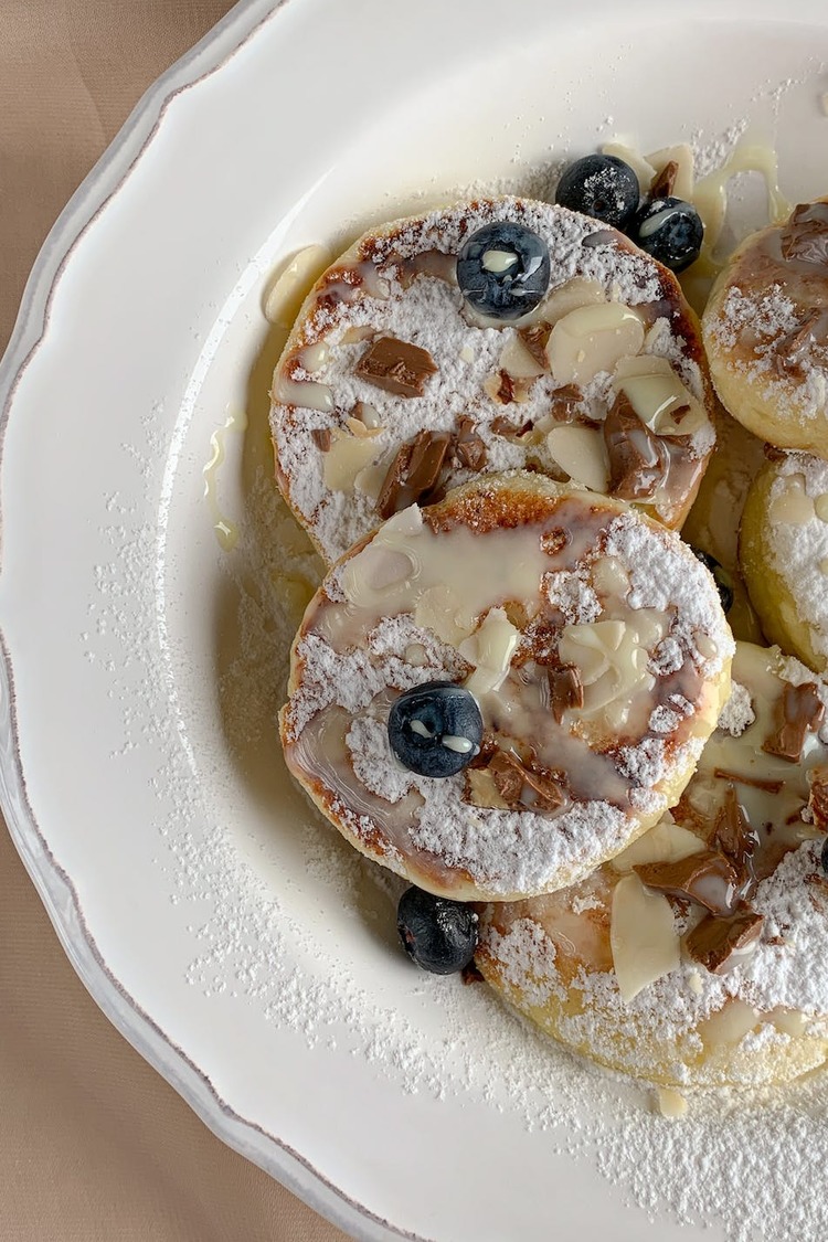 Pancake Recipe - Mini Pancakes with Chocolate Shavings, Blueberries and Sliced Almonds