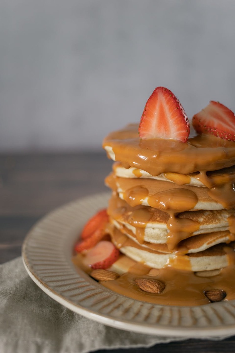 Pancake Recipe - Butterscotch Pancakes with Almonds and Strawberries