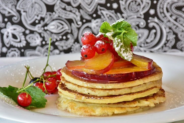 Fluffy Flapjacks with Honey, Apricots and Red Currants - Pancake Recipe