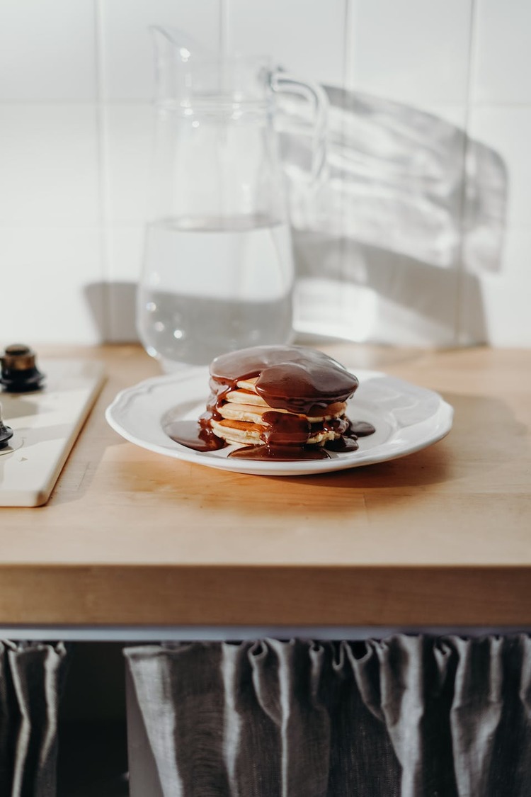 Pancake Recipe - Pancakes with Chocolate Syrup