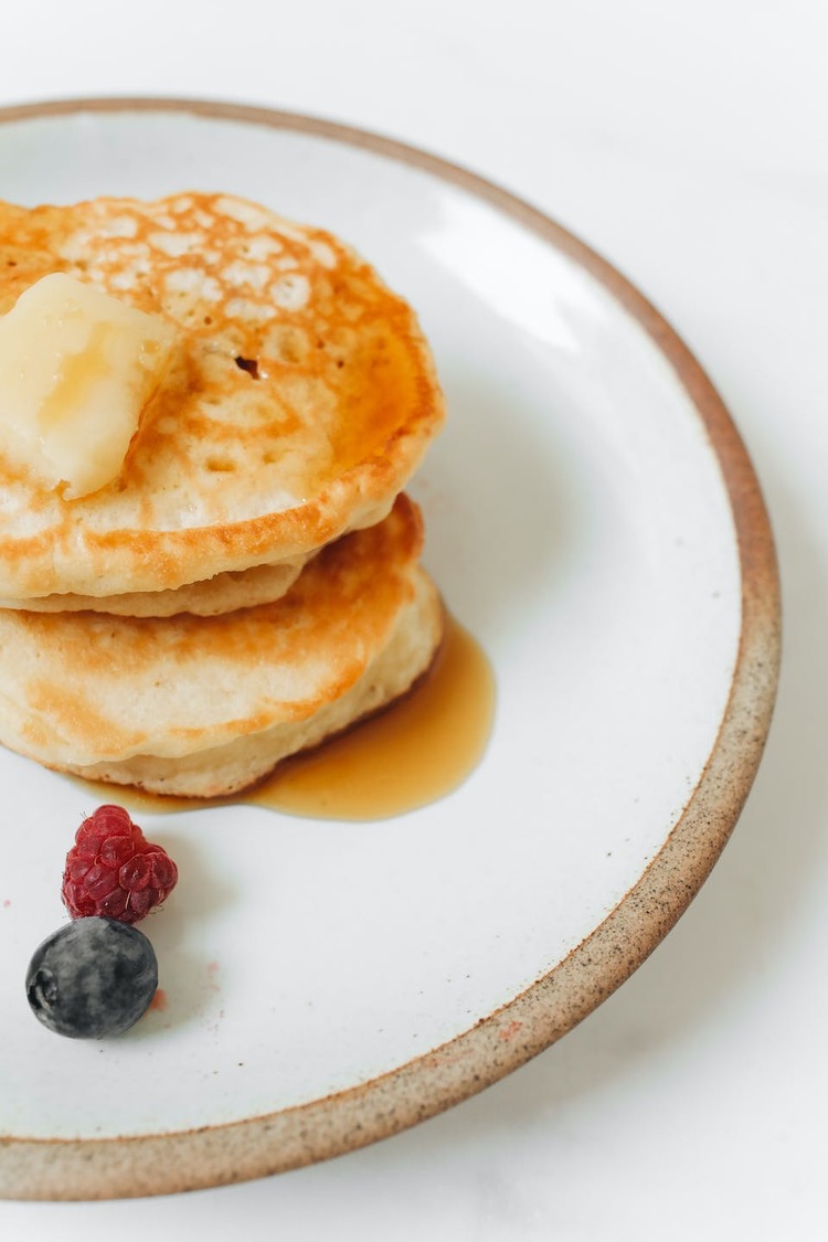Pancake Recipe - Fluffy Pancakes with Mixed Berries and Butter